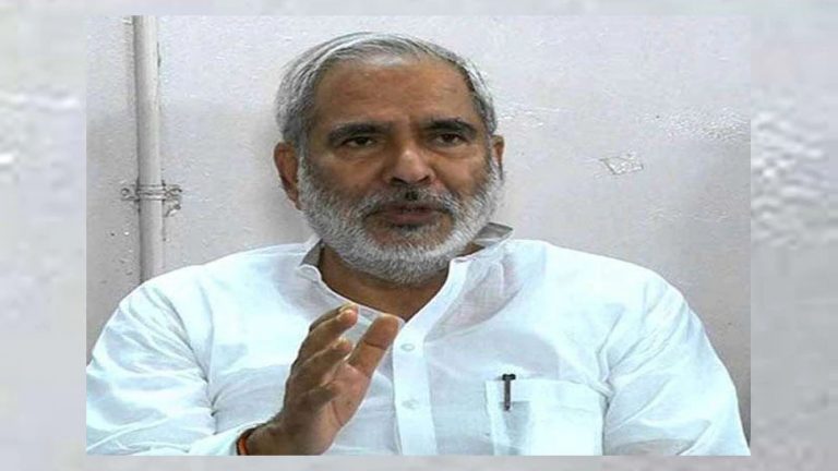 पूर्व केंद्रीय मंत्री रघुवंश प्रसाद सिंह का 74 की उम्र में निधन, दिल्ली के एम्स में अंतिम सांस ली