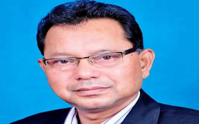 रमन और कौशिक को देखकर तो गिरगिट भी रंग बदलना भूल जाएः कांग्रेस