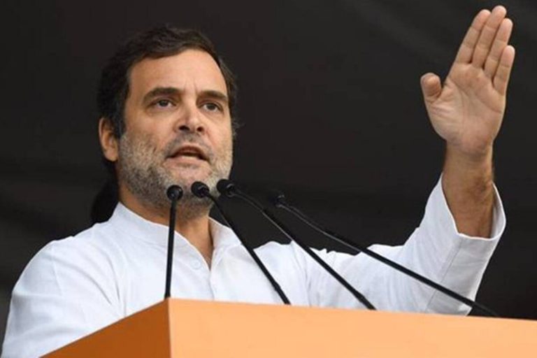 मोगा रैली में राहुल गांधी बोले- जिस दिन सत्ता में आए, कूड़ेदान में फेंक देंगे तीनों कृषि कानून