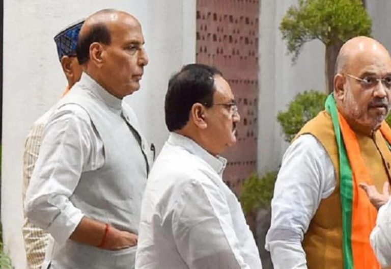 नए कृषि कानूनों को लेकर बीजेपी अध्यक्ष जेपी नड्डा के आवास पर हाई लेवल मीटिंग