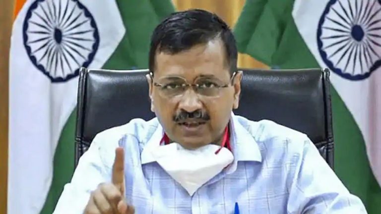 केजरीवाल सरकार का ऐलान, दिल्ली में सार्वजनिक जगहों पर मास्क नहीं पहनने पर लगेगा 2000 का जुर्माना