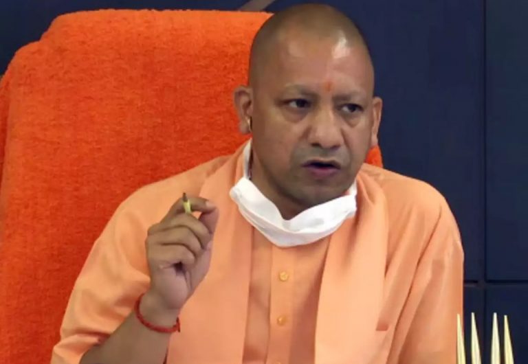 कोरोना की दूसरी लहर को लेकर सतर्क योगी सरकार! , धार्मिक-सांस्कृतिक कार्यक्रमों में अधिकतम 100 लोगों को शामिल होने की परमिशन