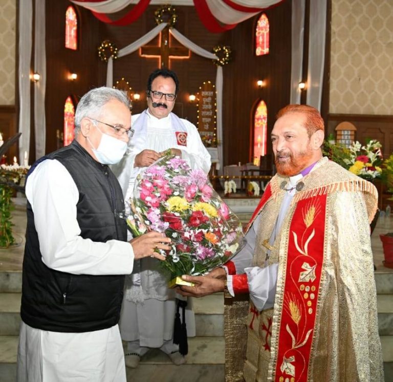 प्रभु यीशु मसीह ने हमें प्रेम, दया, करूणा और सेवा का मार्ग दिखाया : भूपेश बघेल