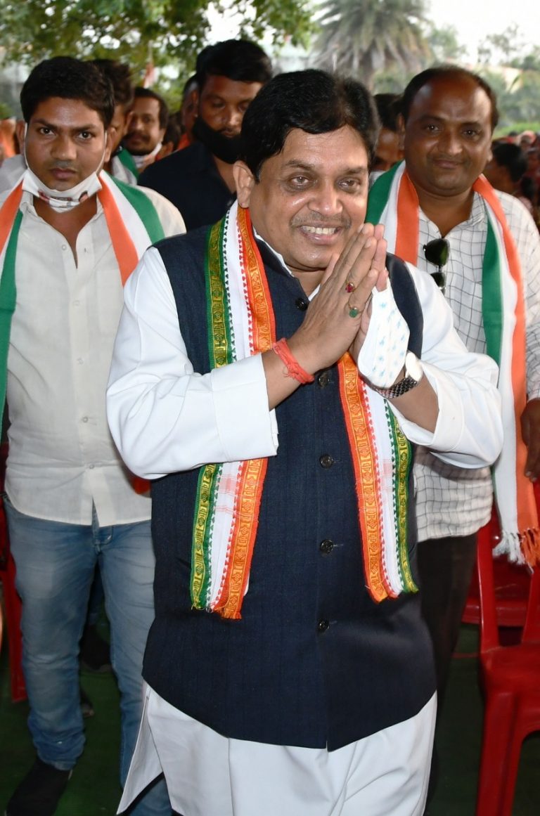 डाॅ शिवकुमार डहरिया की पहल से गढ़ी जा रही है आरंग के विकास की नई तस्वीर