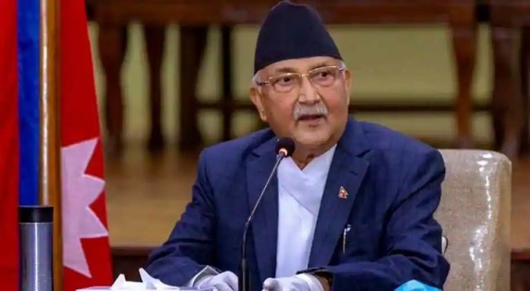 नेपाल में बढ़ा सियासी संकट, पीएम केपी शर्मा ओली ने राष्ट्रपति से की सदन भंग करने की सिफारिश