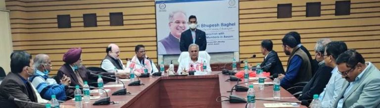 मुख्यमंत्री श्री बघेल ने असम के उद्योगपतियों को छत्तीसगढ़ में चाय और बांस उद्योग की स्थापना के लिए किया आमंत्रित