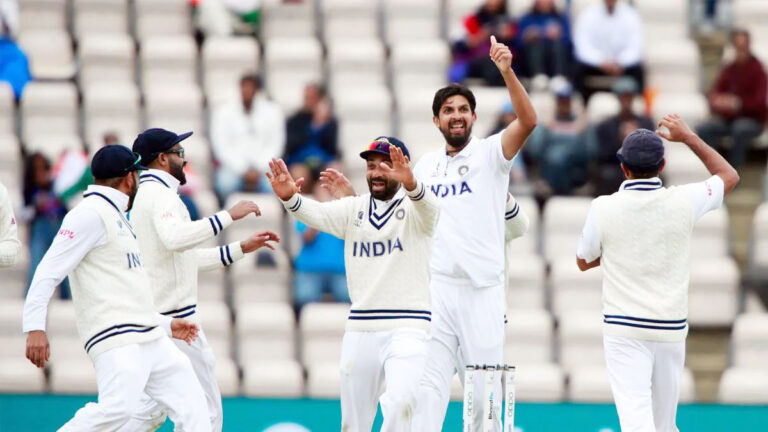 पांचवें दिन का खेल खत्म, भारत ने न्यूजीलैंड पर बनाई 32 रन की बढ़त