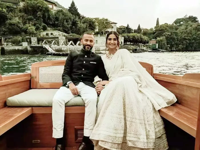 173 करोड़ का है सोनम कपूर और आनंद आहूजा का दिल्‍ली वाला घर, इसके सामने महल भी है फीका