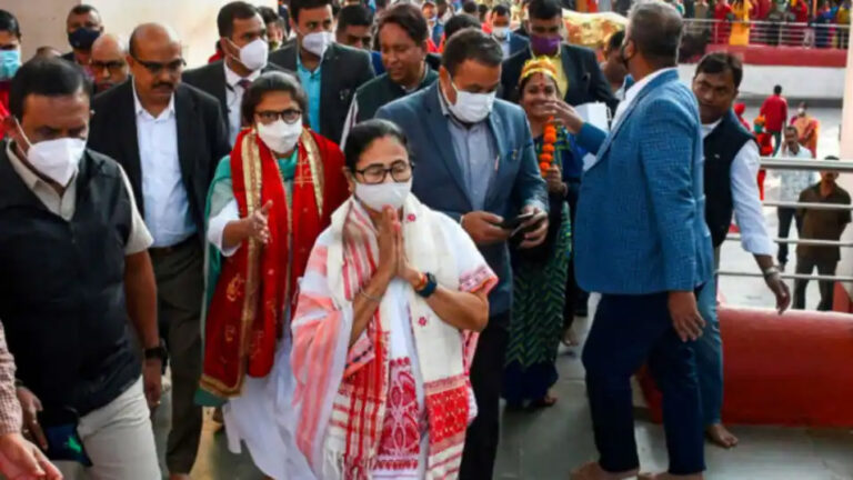 ममता का जलवा कायम है, कोलकाता निकाय चुनाव में 134 सीटें जीती TMC; भाजपा 3 पर ही सिमटी