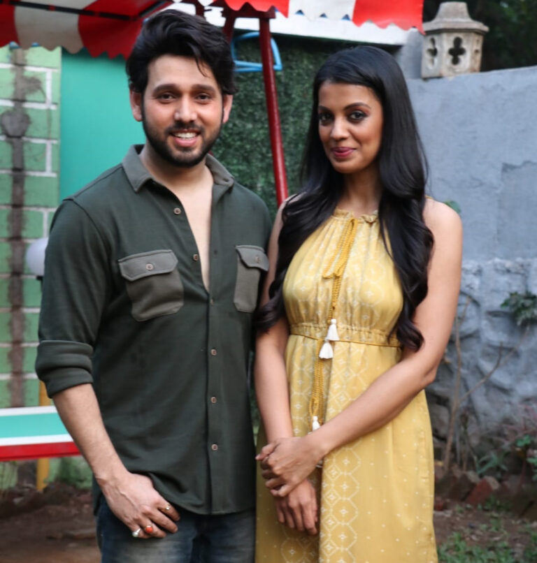 मुग्धा गोडसे-आकाश को चमकाती थ्रिलर फिल्म ” डेविल स नाइट”