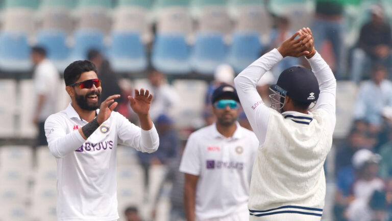 जडेजा ने मोहाली टेस्ट में जीता दिल, साथी खिलाड़ी और टीम के लिए विश्व रिकॉर्ड किया कुर्बान, अश्विन ने बताई कहानी
