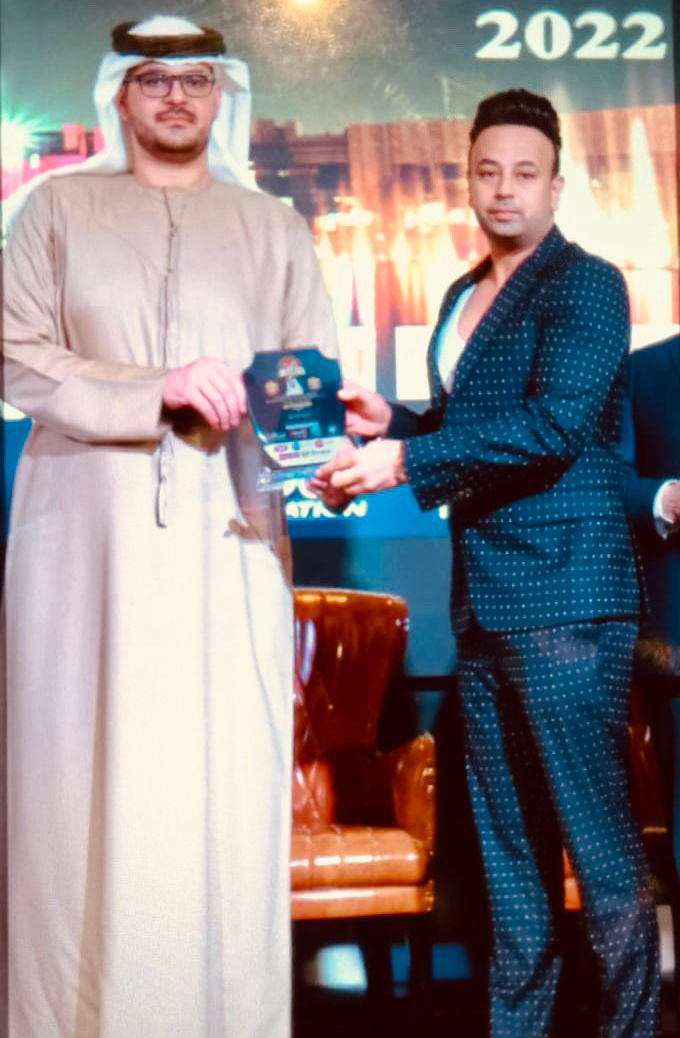 सेलिब्रिटी सतीश सनपाल को दुबई में मिला राइज ऑफ इंडस्ट्री एमिरेट्स बिजनस अवार्ड्स