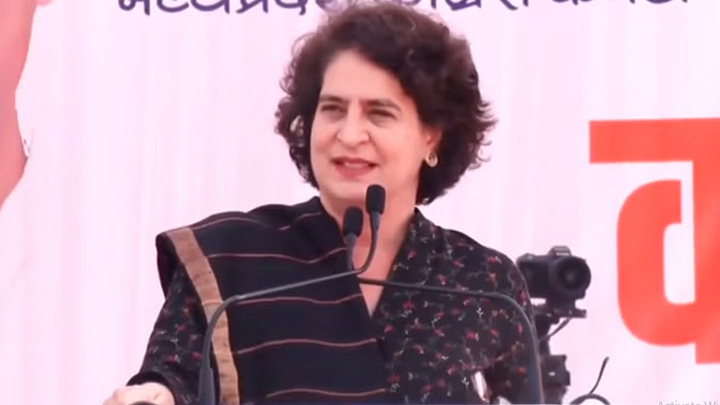 प्रियंका गांधी ने आदिवासियों को साधा, कहा- सरकार ने 22000 घोषणाएं कीं, पूरी 22 भी नहीं हुईं