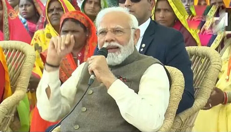 पीएम मोदी ने लोगों से मांगा सरकार और सांसदों का रिपोर्ट कार्ड, पूछा- चुनाव में कौन से मुद्दे अहम