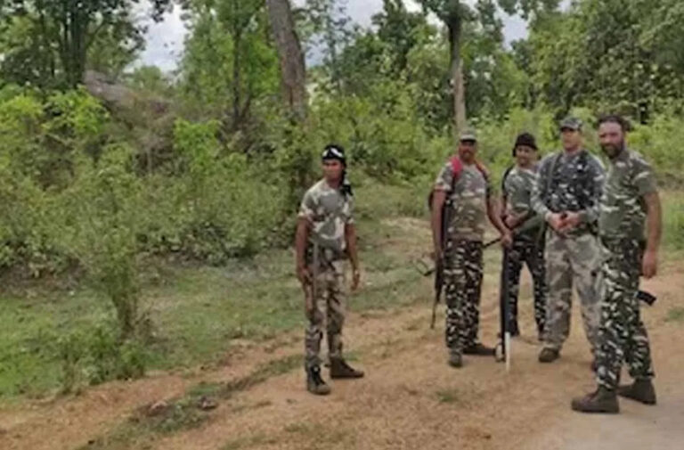 सुकमा में पुलिस हाई अलर्ट पर, नक्सलियों ने किया है भारत बंद का आह्णान