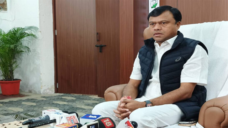 बीजेपी की लोकसभा चुनाव तैयारियों पर पीसीसी चीफ दीपक बैज का तंज, कहा- ये सिर्फ चुनाव के लिए बनाते हैं प्रोपेगेंडा