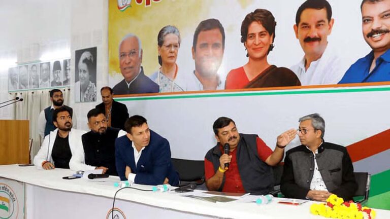 कांग्रेस ने अपने सोशल मीडिया वॉरियर्स में भरा जोश, 8 जनवरी को होंगी ये बैठकें