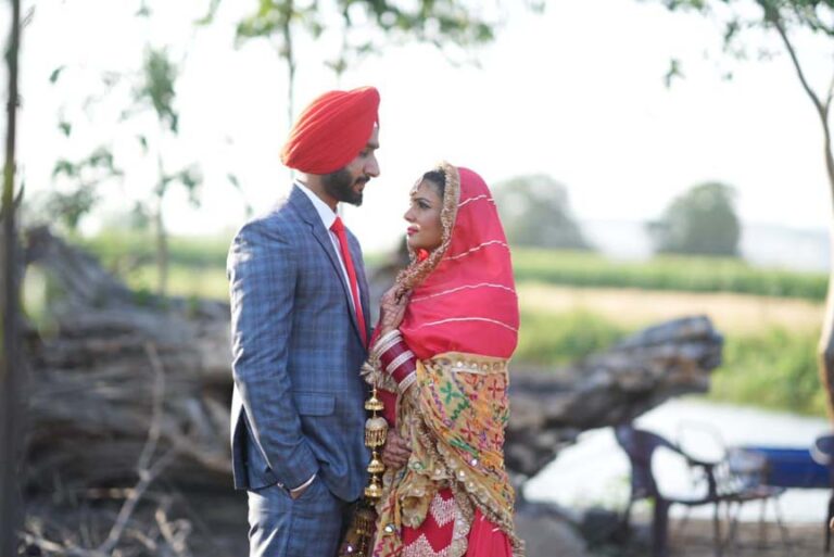 इहाना ढिल्लों की फिल्म ‘जे पैसा बोलदा हुंदा’ में उनके गीत ‘लक्क तुनू तुनू’ ने दिल जीता