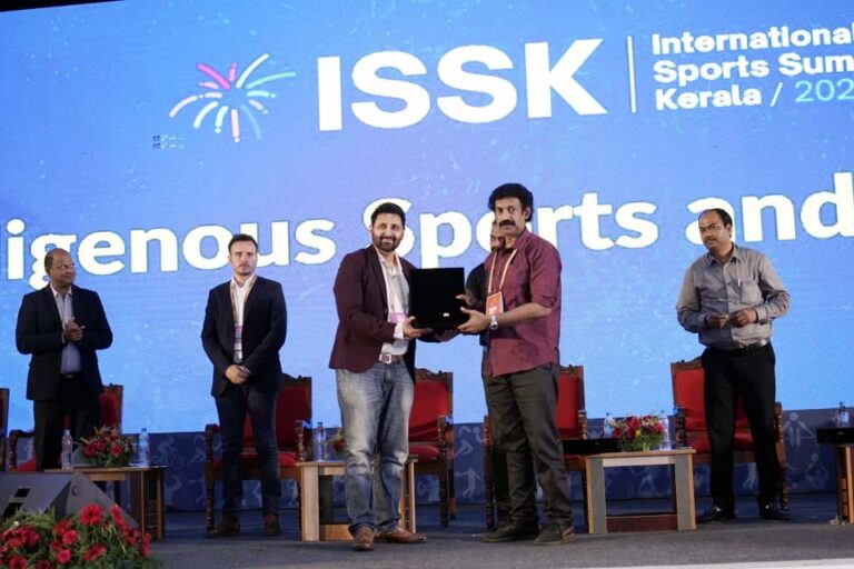 अभिनेता परवीन डबास ने भारतीय आर्म रेसलिंग एक्सेल को विश्व स्तर पर पहुंचाया