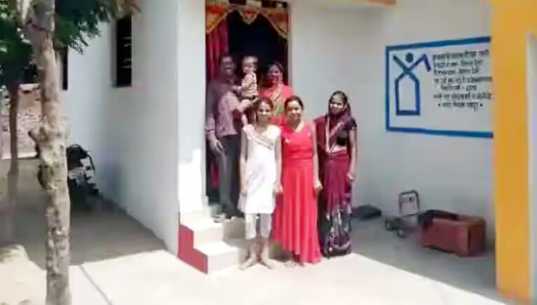 वित्त मंत्री ओपी चौधरी की सदन में घोषणा, प्रधानमंत्री आवास योजना के लिए मिलेगी नि:शुल्क रेत