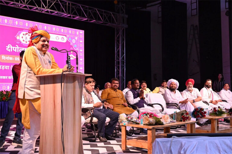 शहरवासियों से बोले सीएम यादव, घर-घर दीप जलाकर हमारी धार्मिक, सांस्कृतिक परंपरा को समृद्ध करें