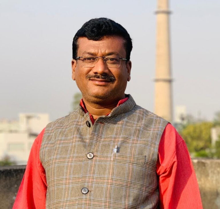 नौकरी और रोजगार देने में असफल मोदी सरकार की नाकामी पर पर्दा करने ओपी  चौधरी युवाओं को दिग्भ्रमित कर रहे हैं