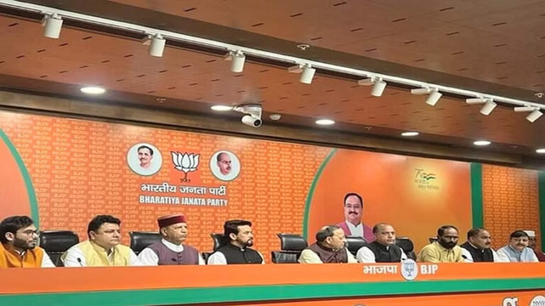 कांग्रेस के छह बागी विधायक भाजपा में शामिल, शाम को पहुंचाए जाएंगे शिमला