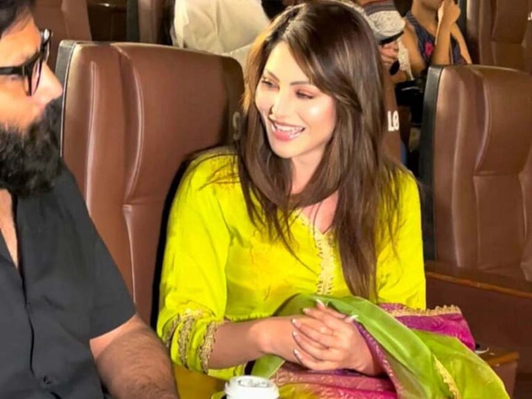 उर्वशी रौतेला ‘एनिमल’ के डायरेक्टर संदीप रेड्डी वांगा की अगली फिल्म में नजर आएगी?