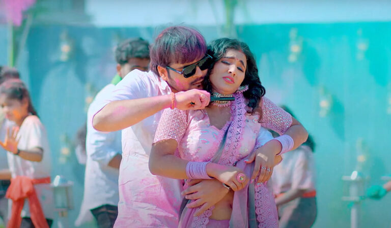 युवा दिलों की धड़कन अरविंद अकेला कल्लू का एक और होली स्पेशल धमाका “देवरे विलेन हो जाई” ने उड़ा दिया गर्दा