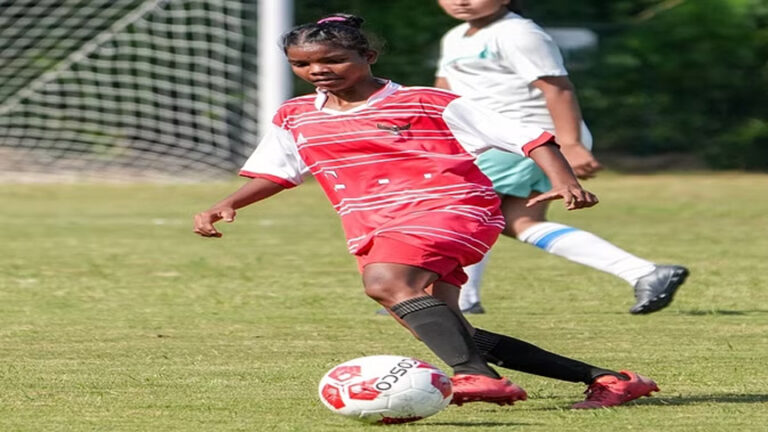 बिंदु तेलम का इंडियन वुमेंस लीग में चयन, कलेक्टर समेत कई अफसरों ने दी शुभकामनाएं