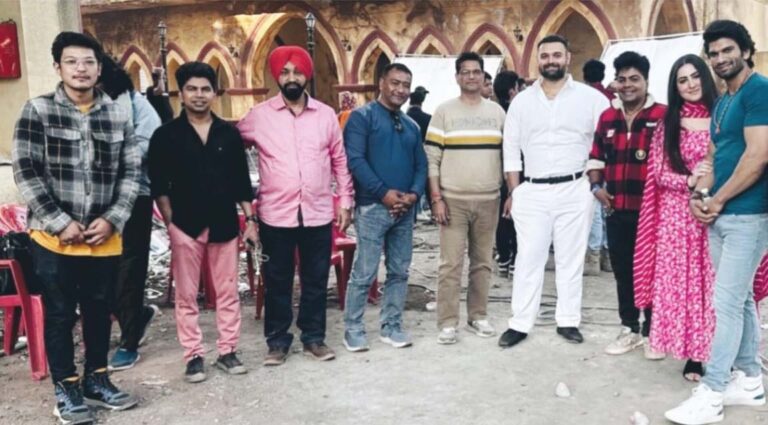 मिमोह चक्रवर्ती पहली बार हॉरर कॉमेडी फिल्म “ओय भूतनी के” में आएंगे नज़र