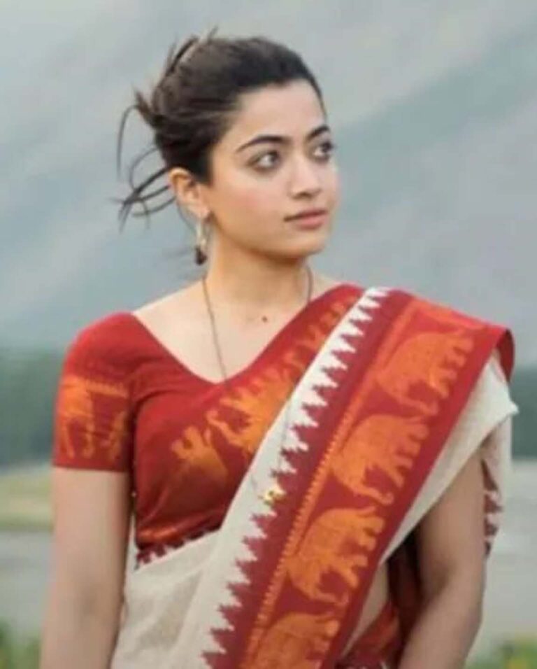 रश्मिका मंदना की साड़ी ने फैंस को बनाया अपना दीवाना