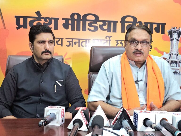 कांग्रेस अब एक राजनीतिक दल नहीं, देश विरोधियों का गिरोह बनकर रह गई : भाजपा