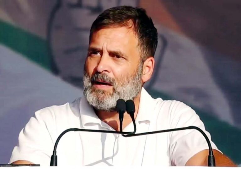 कांग्रेस के वरिष्ठ नेता राहुल गांधी ने बिलासपुर में आमसभा को संबोधित किया