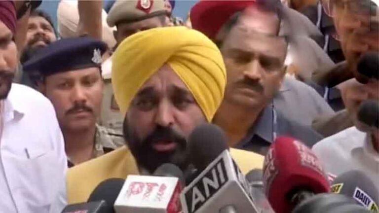 तिहाड़ जेल में केजरीवाल से मुलाकात के बाद भावुक हुए CM मान, कहा- आतंकवादियों की तरह हो रहा व्यवहार