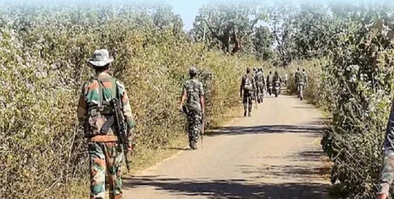 कांकेर-नारायणपुर के बॉर्डर पर मुठभेड़, कई नक्सलियों के मारे जाने की सूचना