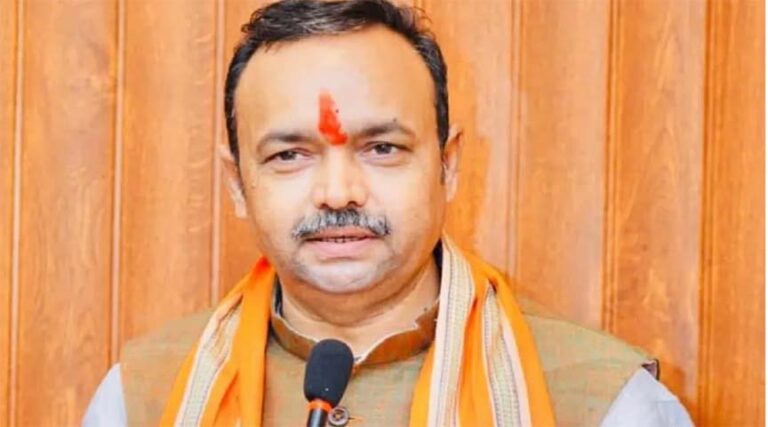 ‘यूपी में बुलडोजर न्याय का प्रतीक, माफिया-अपराधी डर रहे’, भाजपा के मंत्री ने योगी-मोदी को बताया हंस की जोड़ी