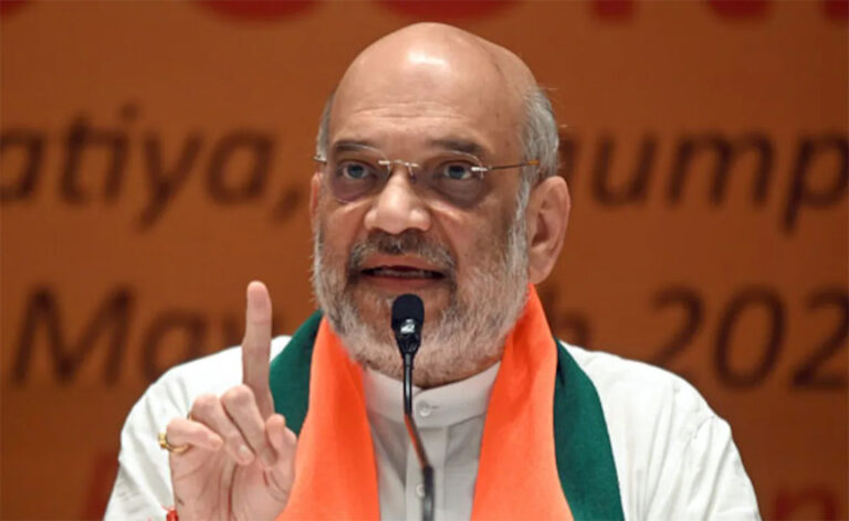 “अरविंद केजरीवाल के कैंपेन में ‘बड़ी बोतलें’….”: अमित शाह का शराब नीति को लेकर तंज