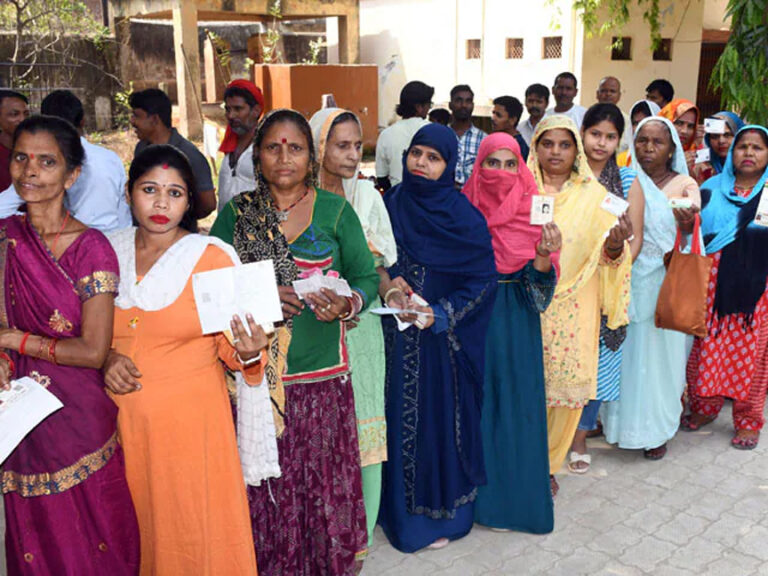 पश्चिम बंगाल की 7 लोकसभा सीटों पर सोमवार को मतदान, 88 उम्मीदवार हैं चुनावी मैदान में