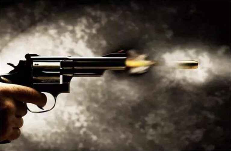 पश्चिम बंगाल: तृणमूल कांग्रेस का कार्यकर्ता बताए जा रहे व्यक्ति की गोली मारकर हत्या