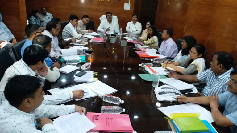 झारखंड में विधानसभा चुनाव की तैयारी में जुटा आयोग, CEO के. रवि  ने कहा- घर-घर जाकर करें मतदाताओं का पुनरीक्षण