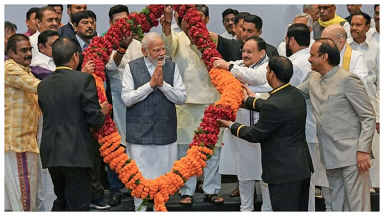 एनडीए-INDIA के घटक दल आज अलग-अलग करेंगे बैठक; सरकार बनाने पर होगा मंथन