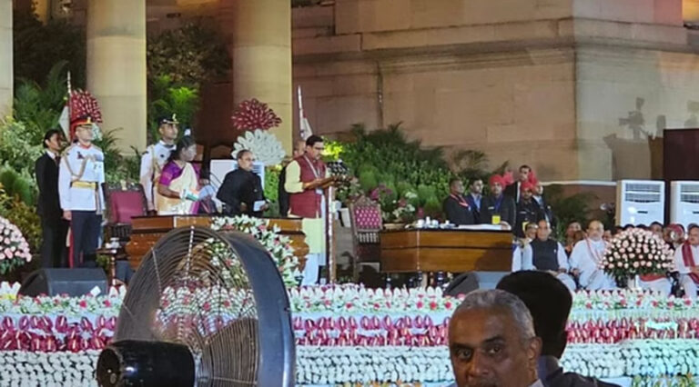 मोदी कैबिनेट में छत्तीसगढ़ से तोखन साहू को मिली जगह, राज्यमंत्री के रूप में ली शपथ