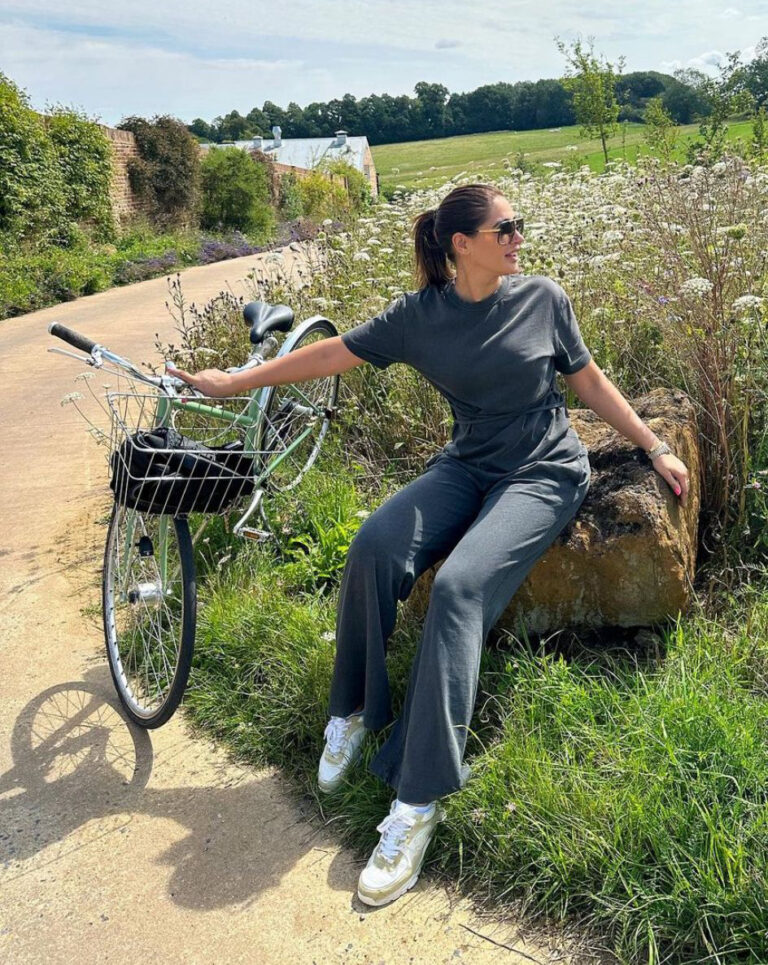 नरगिस फाखरी और उनकी ट्रेवल डायरी से फेवरेट ट्रेवल डेस्टिनेशन्स का खुलासा