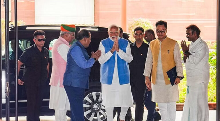 ‘गैर-कांग्रेसी नेता का तीसरी बार प्रधानमंत्री बनना बर्दाश्त नहीं हो रहा’, पीएम मोदी का विपक्ष पर तंज