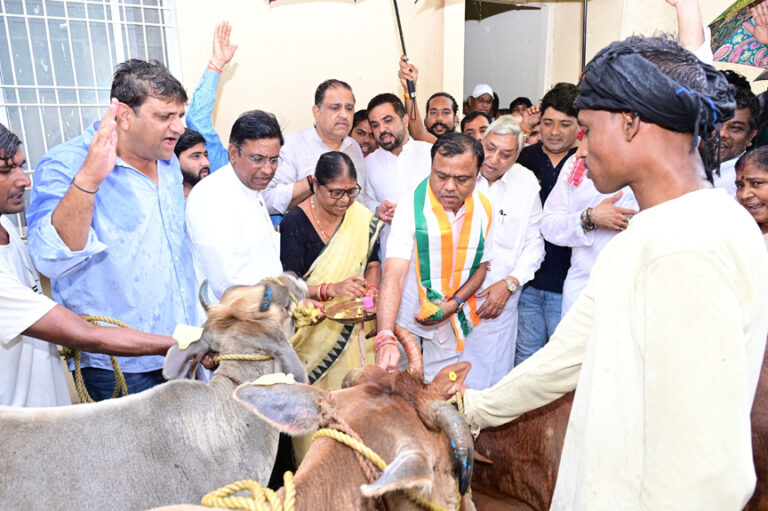 कांग्रेस ने प्रदेश भर में किया गौ सत्याग्रह