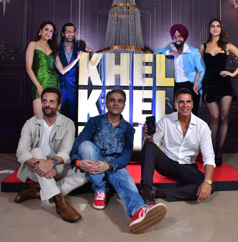 अनोखे अंदाज में मेकर्स ने दिखाई अक्षय कुमार स्टारर खेल खेल में की खास झलक