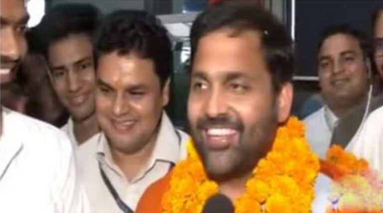 पहले भारतीय अंतरिक्ष पर्यटक गोपीचंद वतन लौटे; बोले- काश हर कोई अंतरिक्ष में कुछ कर सके