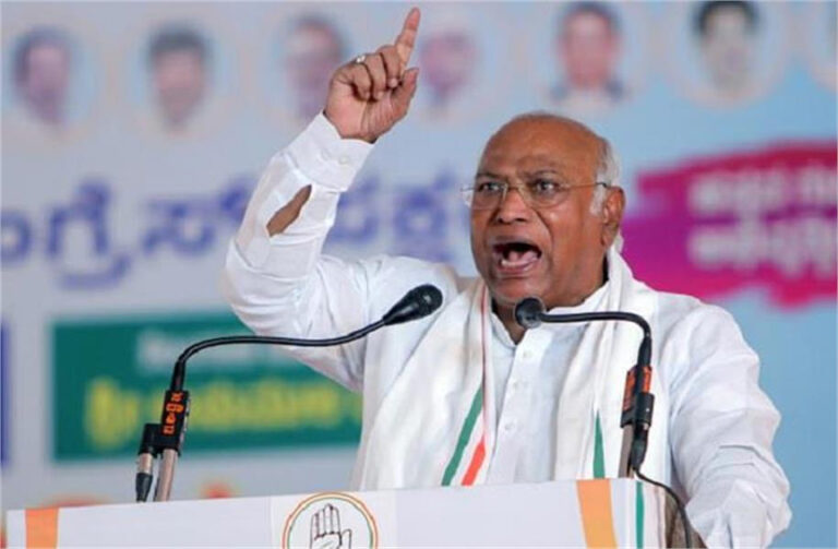 ‘हर घंटे महिलाओं के खिलाफ 43 अपराध’, खरगे ने पूछा- बेटी बचाओ के नारों से क्या महिलाएं सुरक्षित हो जाएंगी?