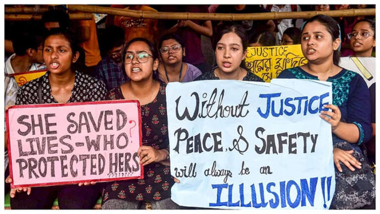 कोलकाता में डॉक्टर के साथ दरिंदगी के मामले में न्याय के लिए सड़क पर ‘राजनीति’, सत्ता और विपक्ष सभी धरने पर
